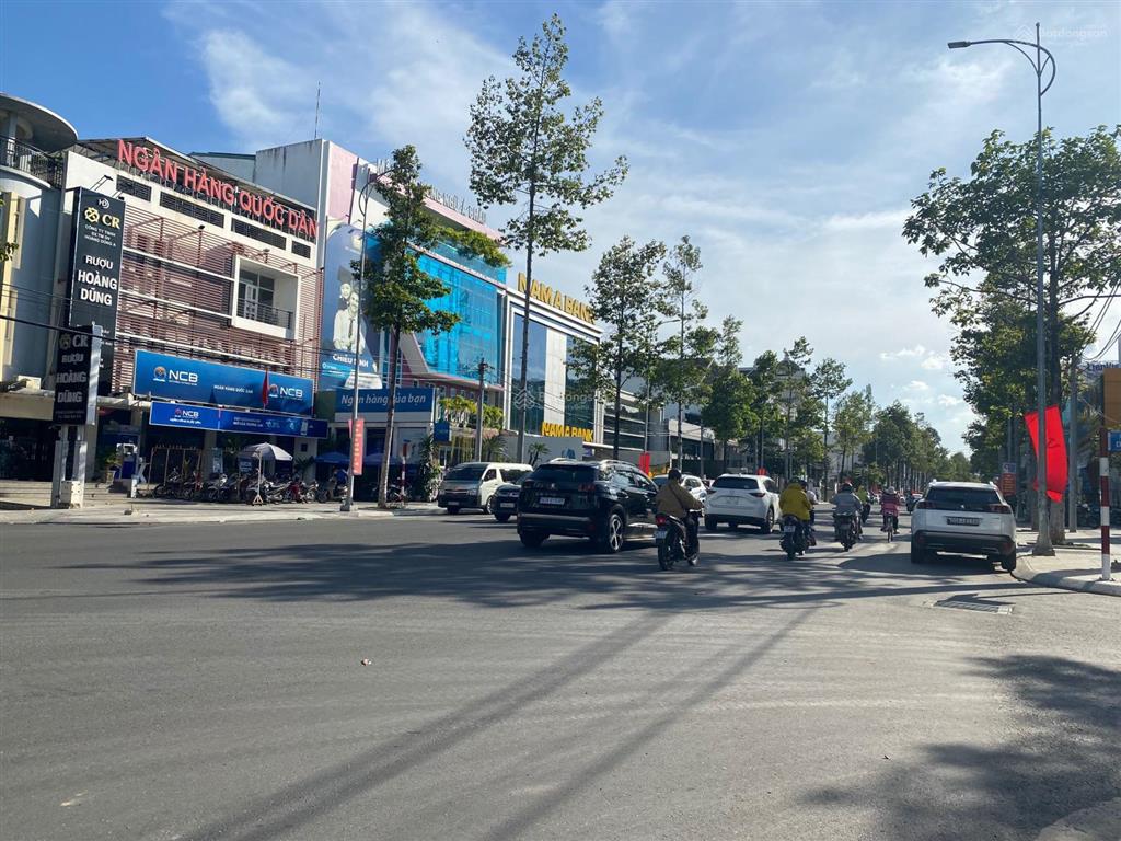 Chinh chủ bán toà nhà 4 lầu mặt tiền võ thị sáu (18x25m), sổ riêng full thổ cư vip nhất biên hoà