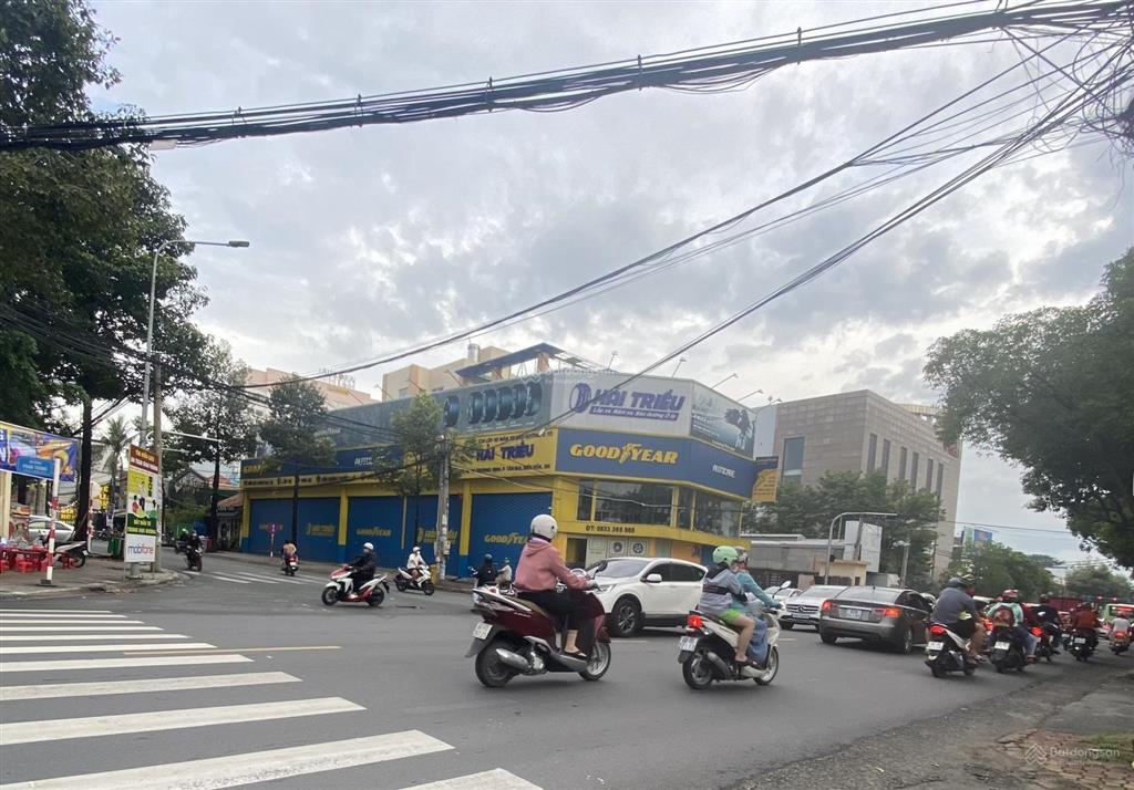 Bán mặt tiền( 10mx30m )trương định ,biên hoà shr full thổ cư