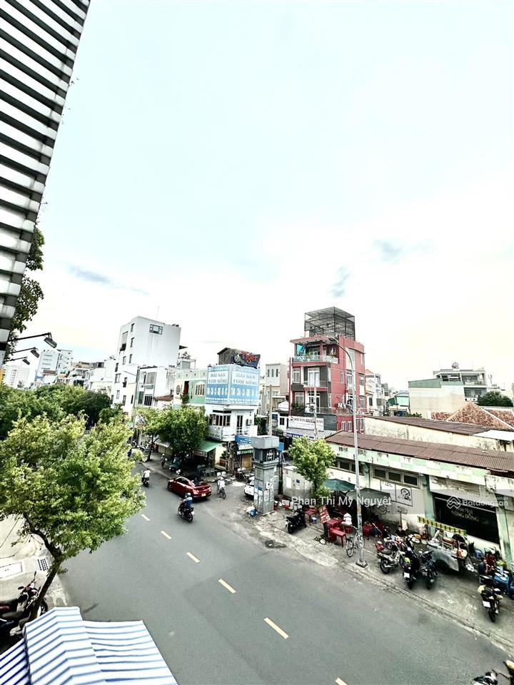 Hot ! nhà 2 mt khu chợ bà chiểu bình thạnh. dt 57m²(3,5x17m),gpxd5t chỉ 8,9 tỷ tl, 0903,155438