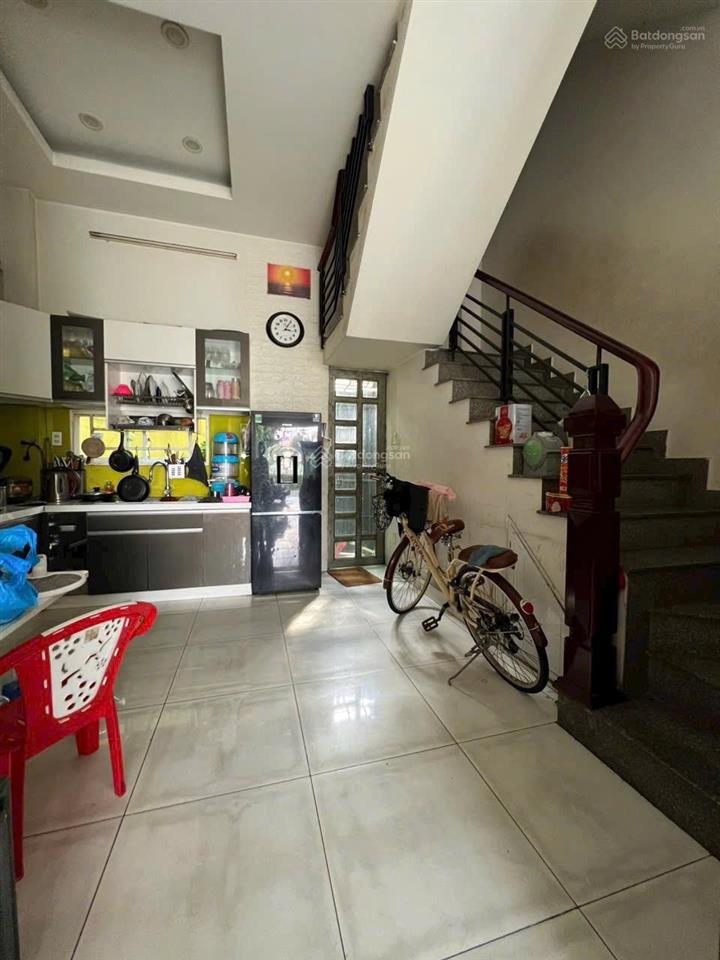 Chính chủ cần bán gấp giảm 500 triệu nhà mặt tiền kênh lò gốm, chốt 8.4 tỷ gởi mg 2%