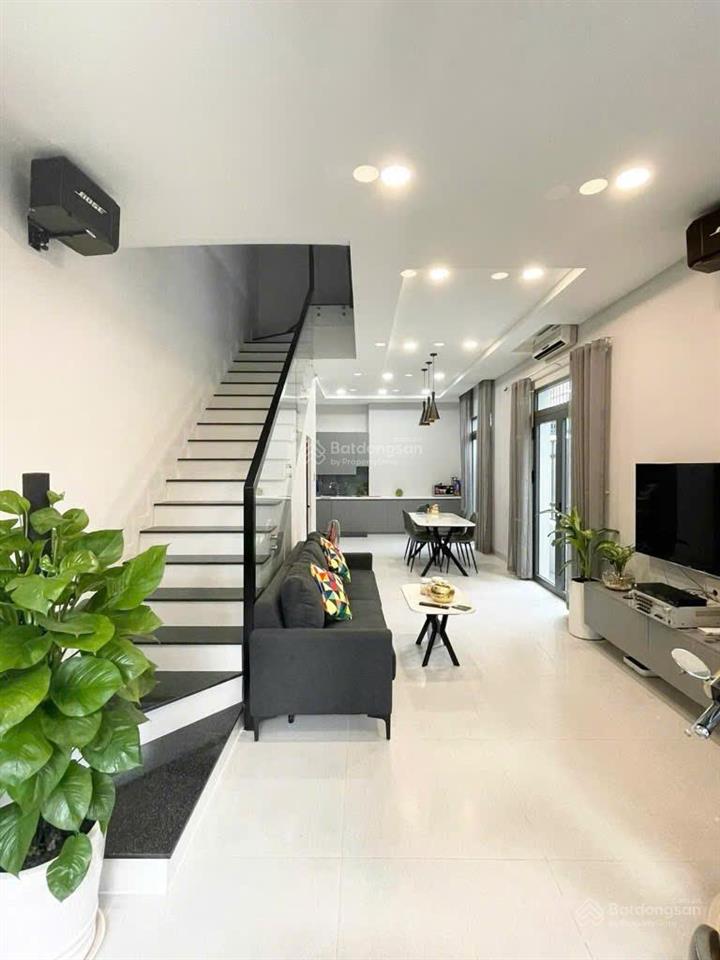 Bán nhà 4 tầng btct, lô góc, hẻm xe hơi, trịnh đình trọng, ngay âu cơ  lạc long quân, chỉ 9.7 tỷ