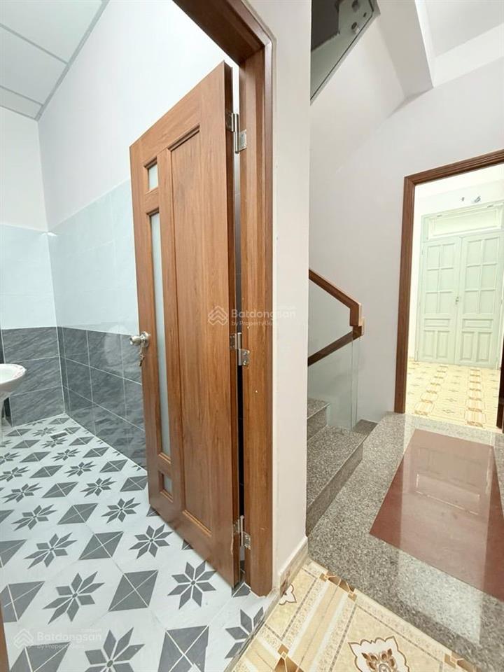 Bán nhà 4 tầng btct, tân tiến, ngay chợ tân bình, giáp quận 10, chỉ 6.6 tỷ