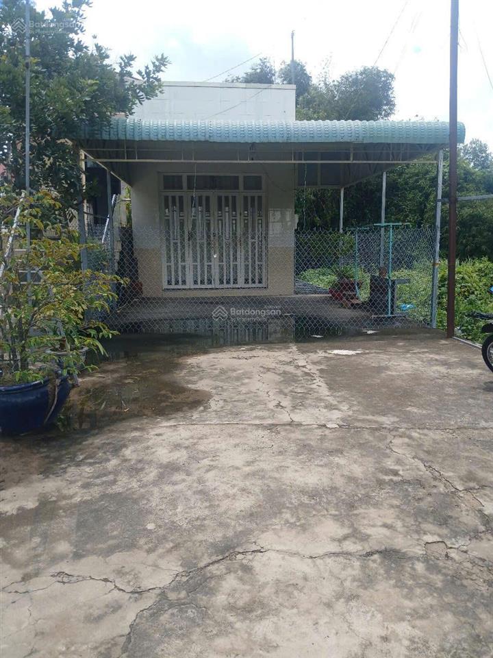 Nhà mặt tiền cần cho thuê kinh doanh shop quần áo, quán cà phê, quán ăn
