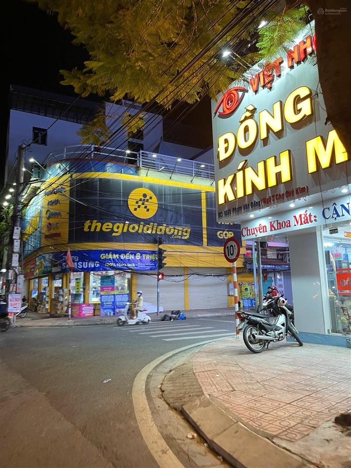 Cần bán nhà ngay ngã tư đầu chợ quý kim  trung tâm kinh doanh sầm uất