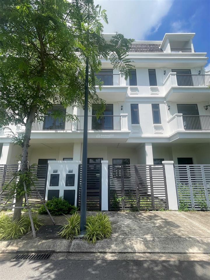 Chính chủ gửi bán căn lk11 hướng bắc giá 5,950 tỷ, thanh toán 35%, quý 3 nhận nhà, nh hỗ trợ 70%