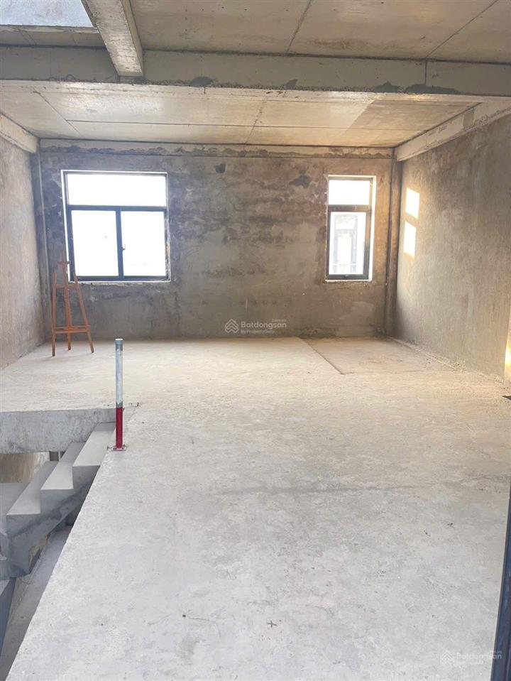 Chính chủ gửi bán nhà phố lk4 đông nam gần hồ 87,5m2 giá 7 tỷ sẵn sổ công chứng ngay