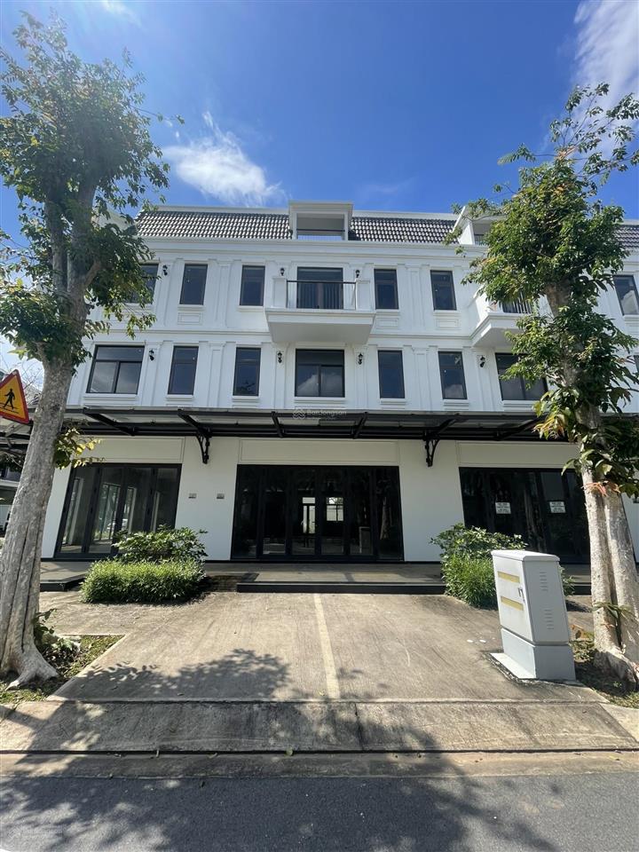 Chính chủ gửi bán căn lk7 tây bắc, giá bán 6.750 tỷ full thuế phí chuyển nhượng, ký hđmb tại cđt