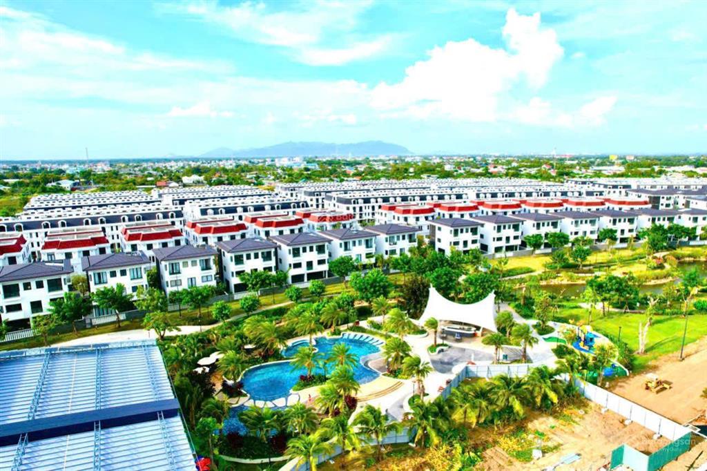 Chính chủ gửi bán căn lk7 tây bắc, giá bán 6.750 tỷ full thuế phí chuyển nhượng, ký hđmb tại cđt