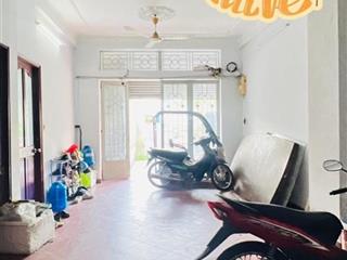 Phạm văn đồng  hẻm 5m  8 x 16m  3 tầng 7pn  9.5 tỷ còn tl