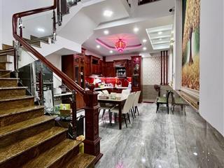 Giáp tân bình , tuyến metro  hẻm 6m thông  4.5 x 17  4 tầng  nhà siêu đẹp  7.4 tỷ còn tl