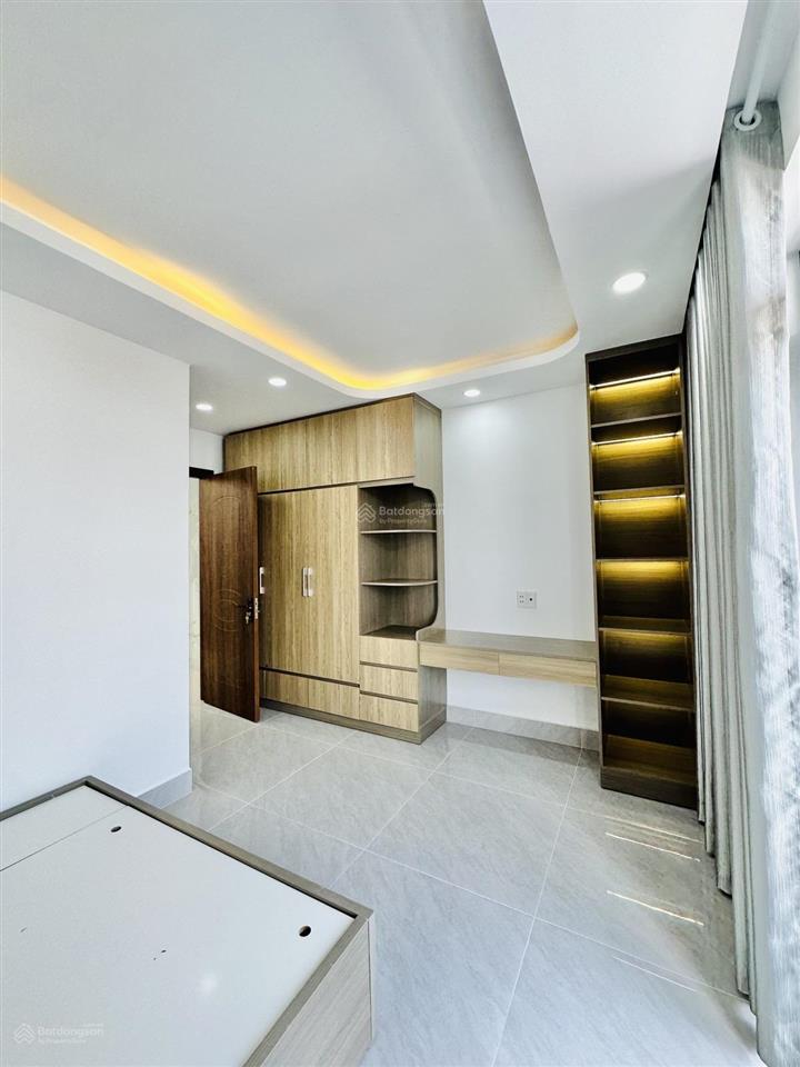 Nguyễn oanh  khu đồng bộ xây mới 2026 đường 6m  4.5 x 15  5 tầng  7.3 tỷ