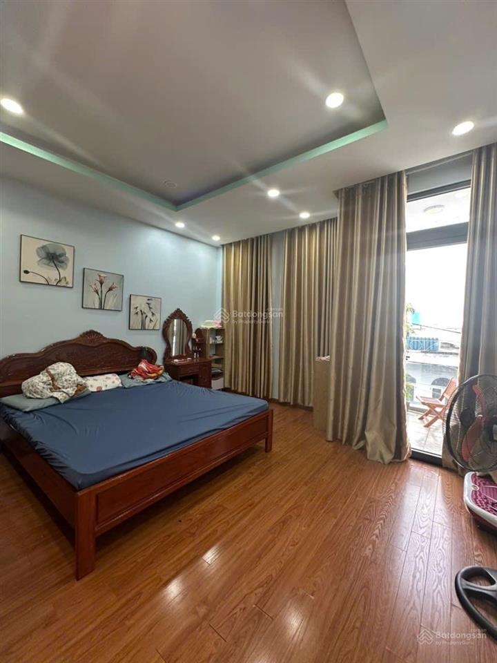 50m ra kênh tham lương p6 gò vấp  hẻm 6m  4.5 x 18  4 tầng  8.1 tỷ giá quá mềm