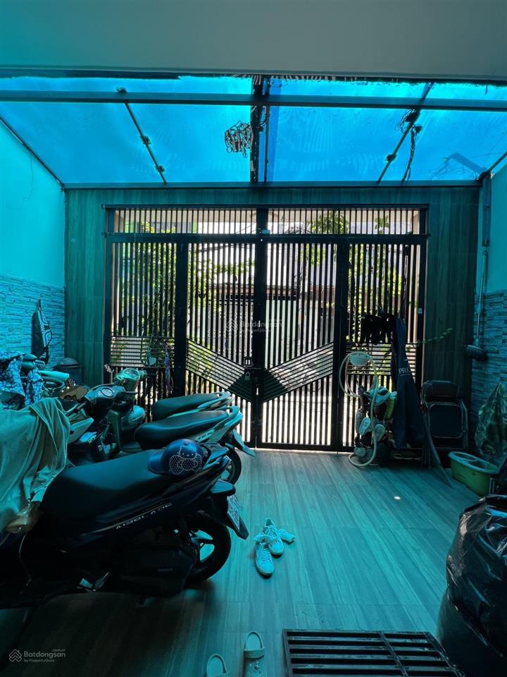 Gần chợ an nhơn  hẻm 6m  5 x 16  4 tầng  7,9 tỷ còn tl