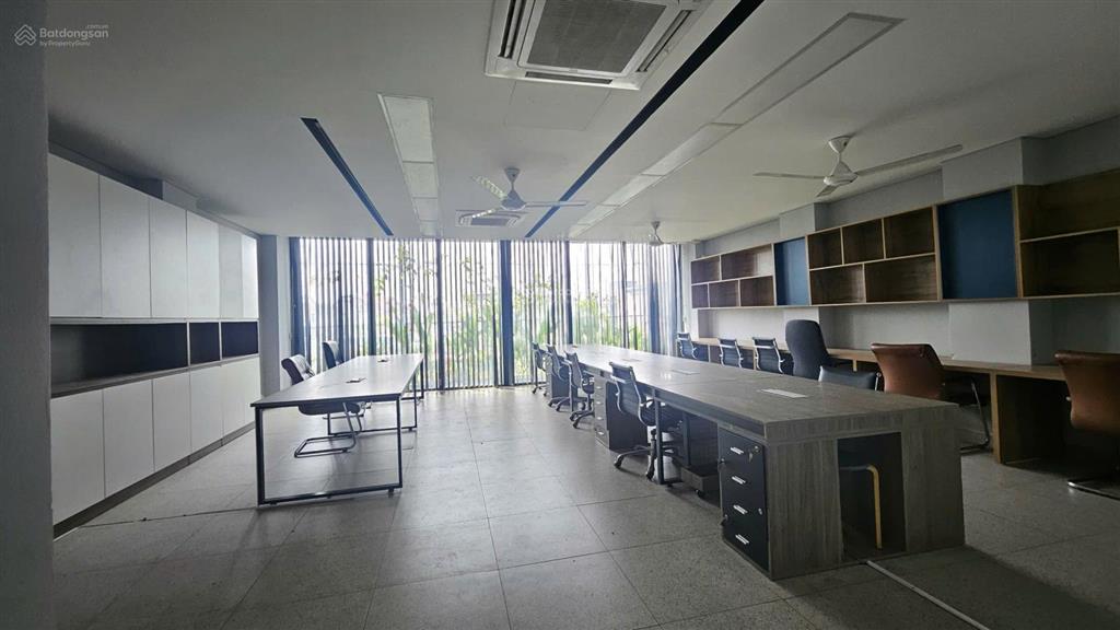 Sàn văn phòng quận 2, thạnh mỹ lợi, tp thủ đức, 8*20m, dtsd 120m2, full nội thất, gần sông sài gòn