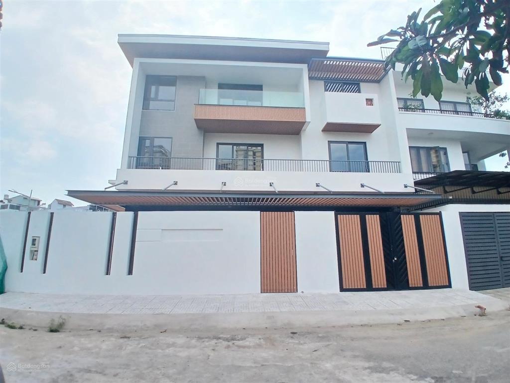 Bán nhà biệt thự 288m2(17*17m) đường số 51, kdc 10 mẫu bình trưng đông, tp thủ đức, shr, trệt 2 lầu