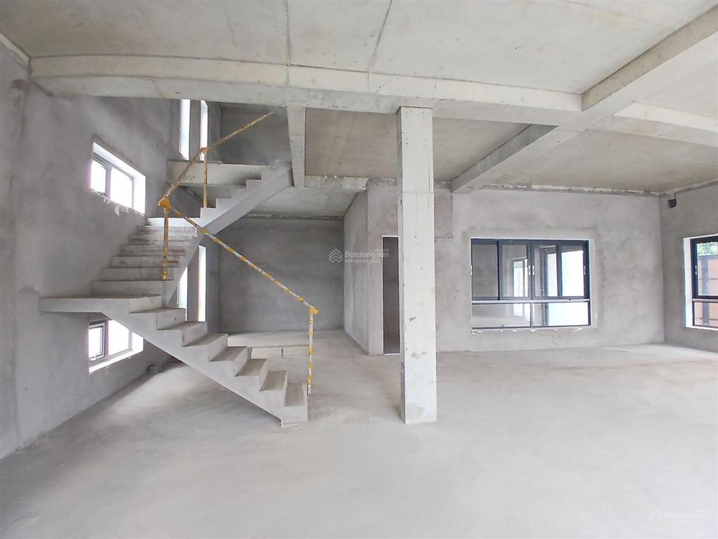 Bán nhà biệt thự 288m2(17*17m) đường số 51, kdc 10 mẫu bình trưng đông, tp thủ đức, shr, trệt 2 lầu