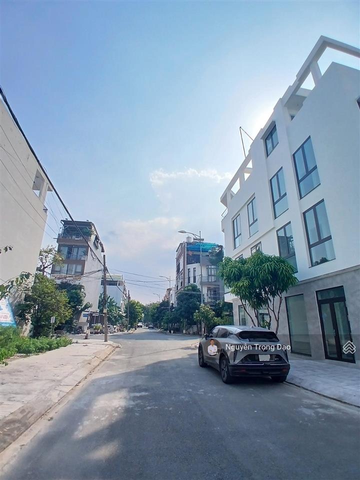 Bán 145.5m2(7.4*19.56m) đất nền thạnh mỹ lợi, quận 2, sổ cá nhân, view công viên, giá chỉ 115tr/m2