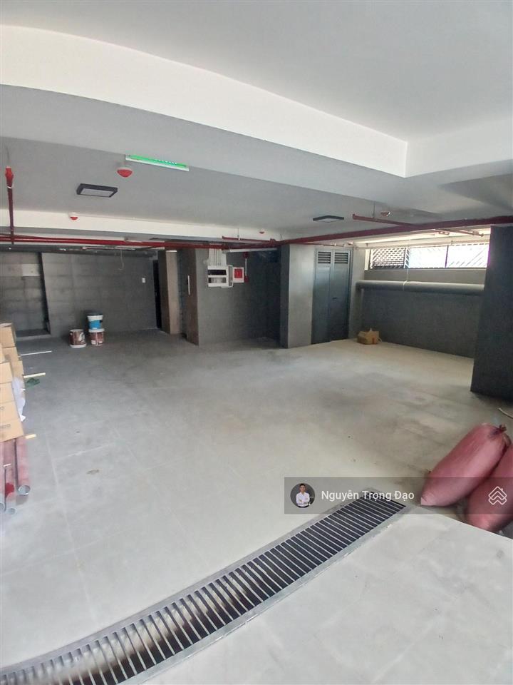 Cho thuê building thạnh mỹ lợi, quận 2, 8*20m, 7 tầng, pccc, thang máy, điều hòa âm trần, đường 20m