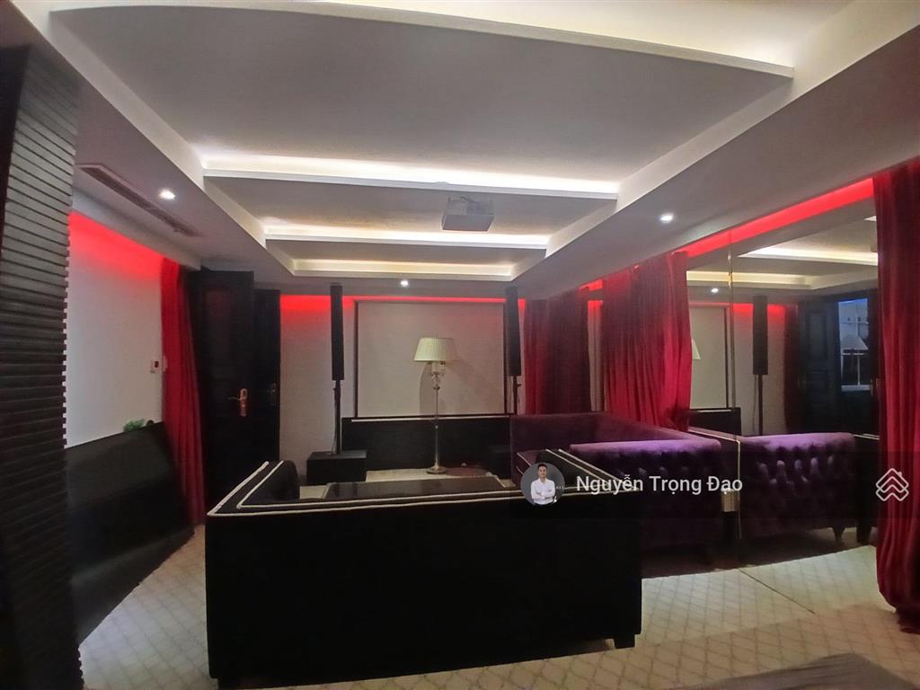 Cho thuê biệt thự 280m2(14*20m), saigon mystery đảo kim cương, quận 2, 6pn, phòng karaoke, hồ bơi