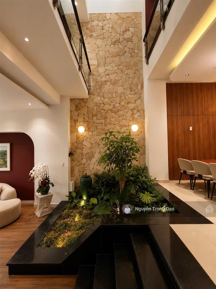 Cho thuê villa 7pn, hồ bơi, thang máy, thạnh mỹ lợi, quận 2, 8*22m, trệt 3 lầu, full nội thất