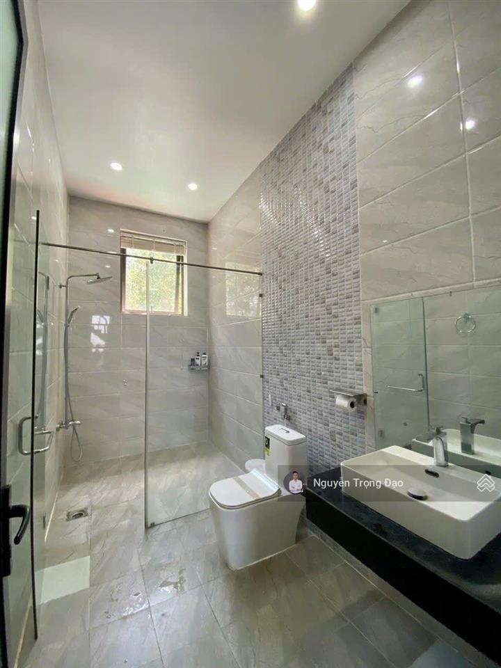 Cho thuê biệt thự nhà vườn 3498m2, phú mỹ, bà ria  vũng tàu, 1 trệt 1 lầu, 4pn, hồ cá coi, full nt