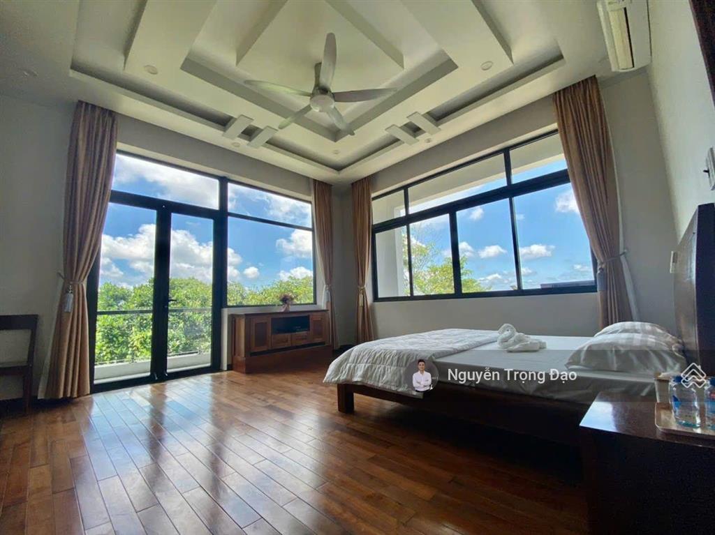 Cho thuê biệt thự nhà vườn 3498m2, phú mỹ, bà ria  vũng tàu, 1 trệt 1 lầu, 4pn, hồ cá coi, full nt