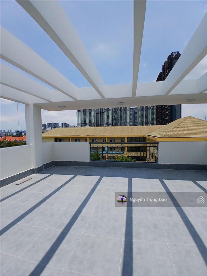 Cho thuê sàn văn phòng 119m2(7*21.5m), thạnh mỹ lợi, quận 2, sàn trống, thang máy, pccc đầy đủ