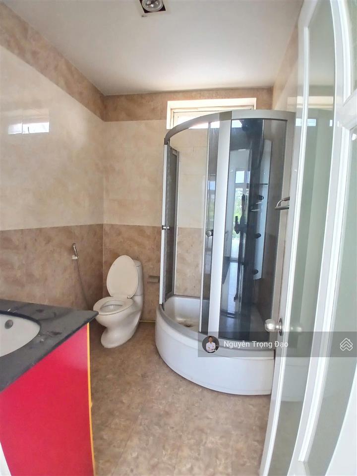 Cho thuê nguyên căn 10*20m, kdc thế kỷ 21, thạnh mỹ lợi, quận 2, hầm 4 lầu, 5pn, view công viên