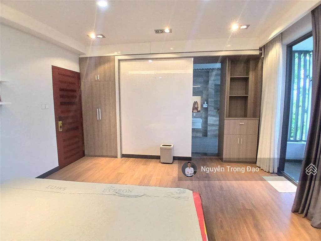Cho thuê nguyên căn 8*20m, hầm 4 lầu, thạnh mỹ lợi, quận 2, 4 pn, full nội thất, có hồ cá coi