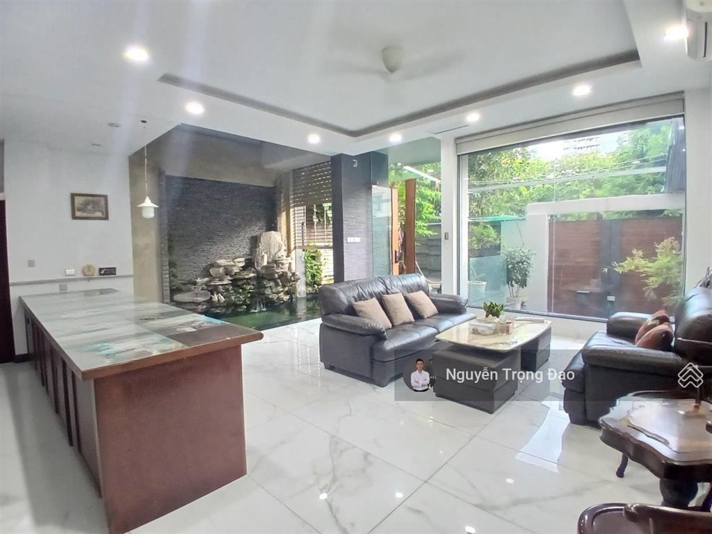 Cho thuê nguyên căn 8*20m, hầm 4 lầu, thạnh mỹ lợi, quận 2, 4 pn, full nội thất, có hồ cá coi