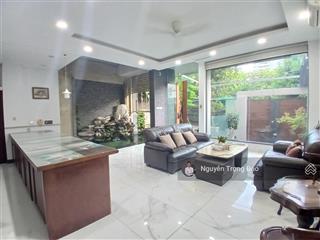 Cho thuê nguyên căn 8*20m, hầm 4 lầu, thạnh mỹ lợi, quận 2, 4 pn, full nội thất, có hồ cá coi