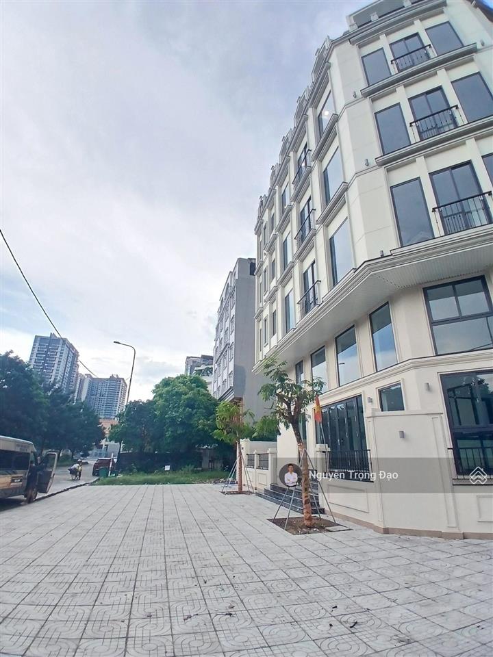 Cho thuê tòa 7 tầng (7.25*20m) đường nguyễn an, thạnh mỹ lợi, quận 2, thang máy, điều hòa âm trần!