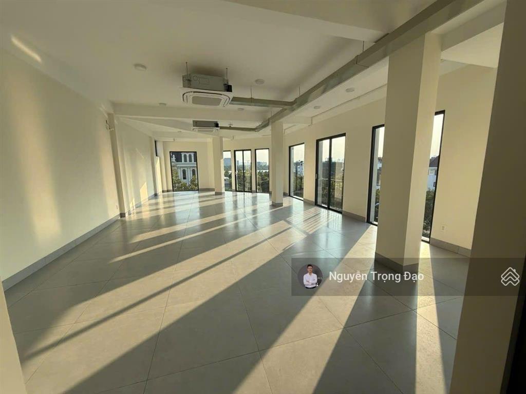 Cho thuê tòa 7 tầng (7.25*20m) đường nguyễn an, thạnh mỹ lợi, quận 2, thang máy, điều hòa âm trần!
