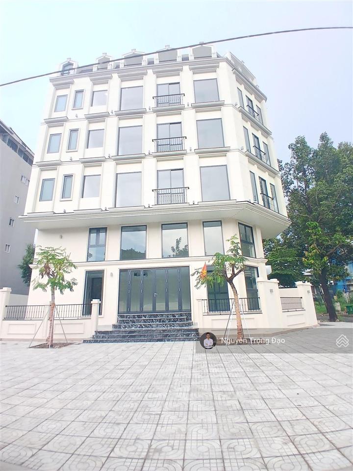 Cho thuê tòa 7 tầng (7.25*20m) đường nguyễn an, thạnh mỹ lợi, quận 2, thang máy, điều hòa âm trần!