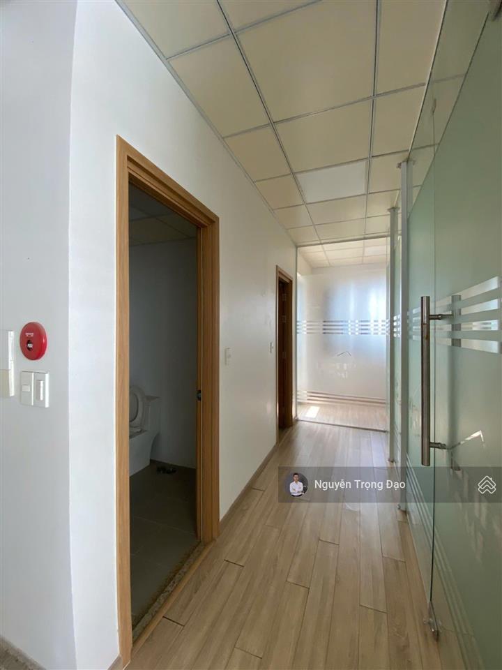 Cho thuê tòa 7 tầng, 9*22m, đường bát nàn, quận 2, điều hòa, thang máy, pccc đầy đủ