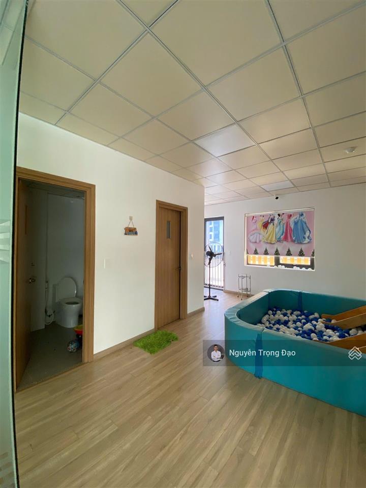 Cho thuê tòa 7 tầng, 9*22m, đường bát nàn, quận 2, điều hòa, thang máy, pccc đầy đủ