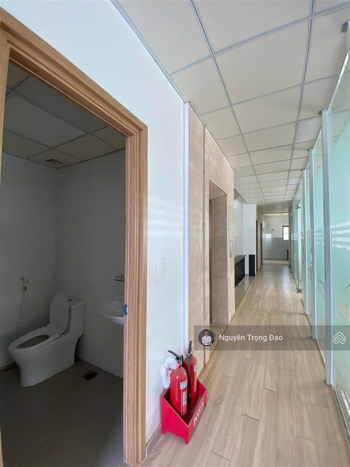 Cho thuê tòa 7 tầng, 9*22m, đường bát nàn, quận 2, điều hòa, thang máy, pccc đầy đủ