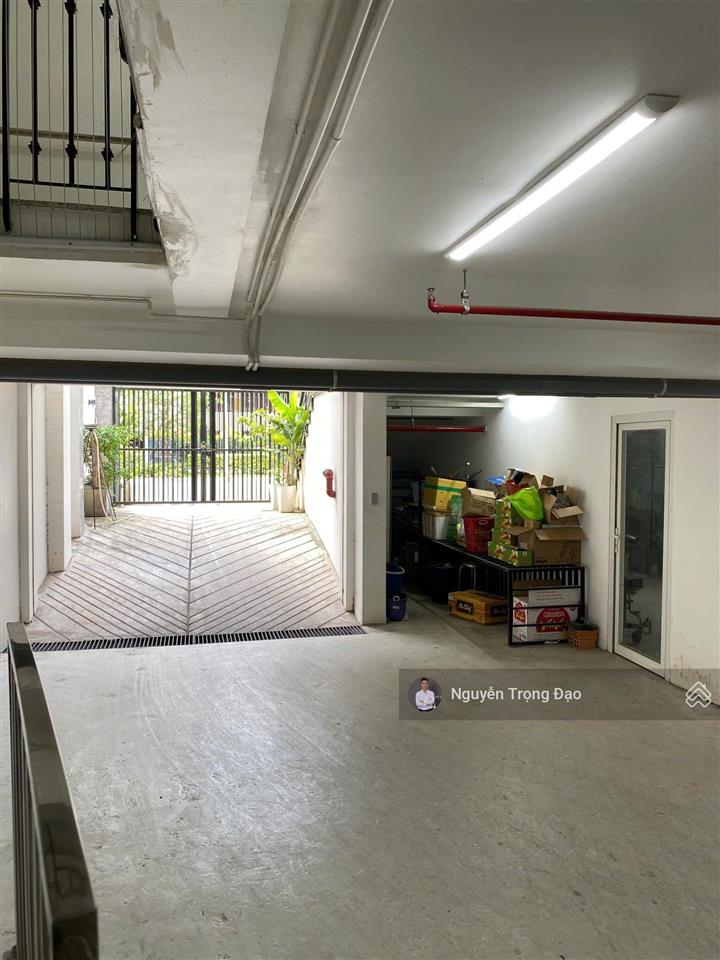 Cho thuê tòa 7 tầng, 9*22m, đường bát nàn, quận 2, điều hòa, thang máy, pccc đầy đủ