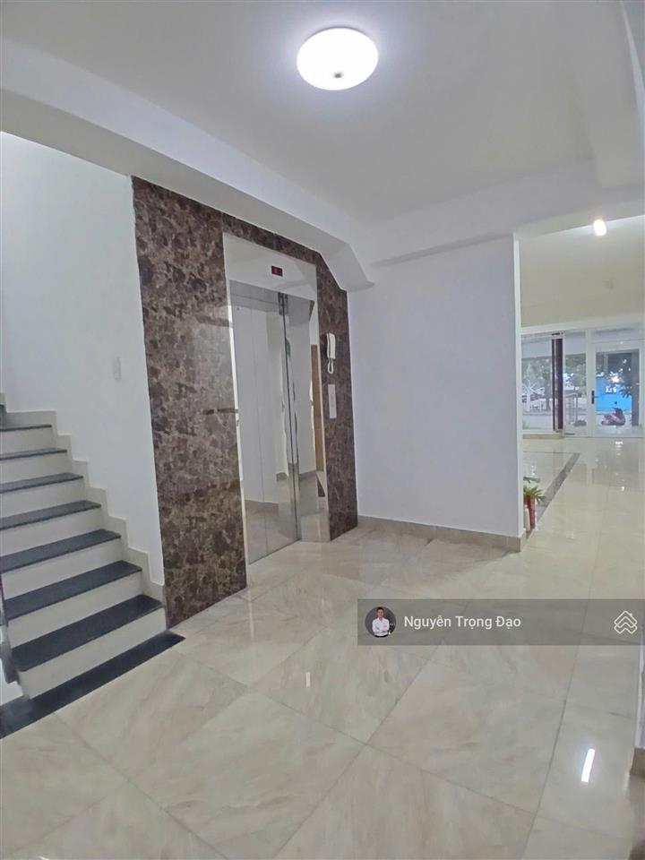 Cho thuê tòa 6 lầu, trương văn bang, thạnh mỹ lợi, quận 2, 5*20m, dtxd 450m², thang máy, sàn trống