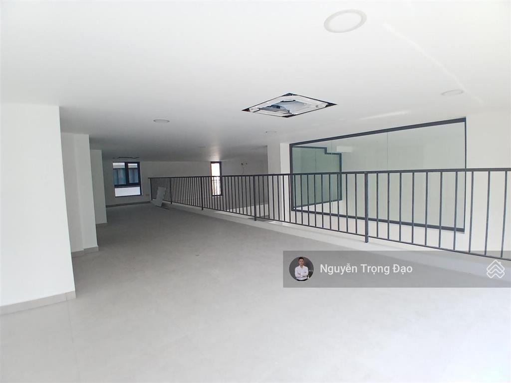 Cho thuê sàn tầng trệt, lửng, lầu 1, da huy hoàng, thạnh mỹ lợi, quận 2, 11*20m, dts 450m2