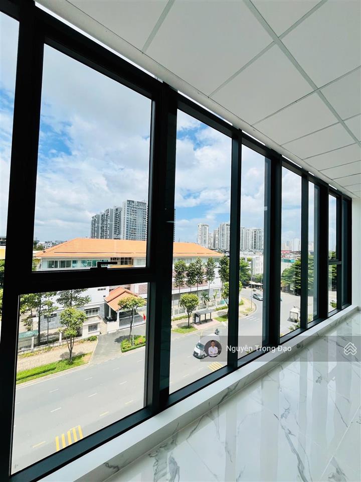 Cho thuê tòa văn phòng tại trương văn bang  đảo kc  950m2/8*20m  hầm 7 lầu  pccc  thang máy
