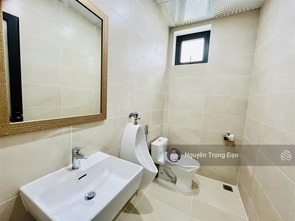 Cho thuê tòa văn phòng tại trương văn bang  đảo kc  950m2/8*20m  hầm 7 lầu  pccc  thang máy