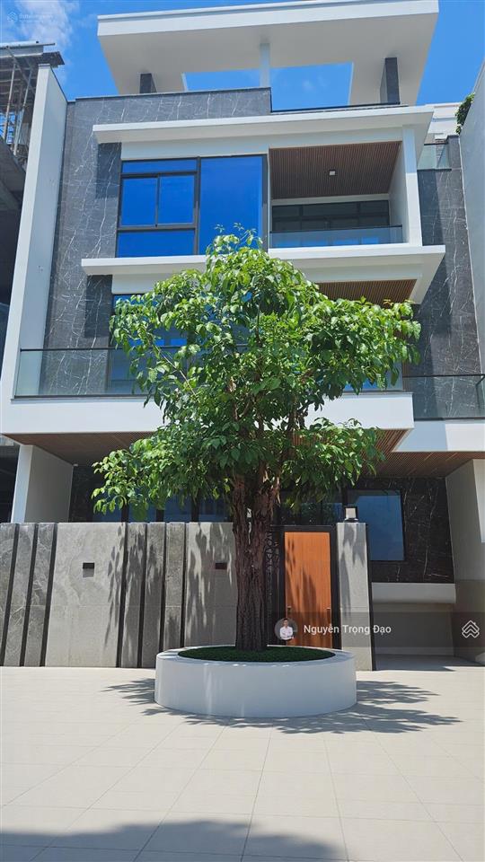 Cho thuê nguyên căn văn phòng khu saigon mystery  đảo kc  650m2/10x18m  hầm 4 lầu  thang máy