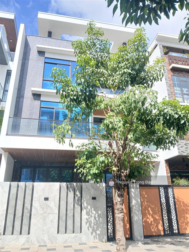 Cho thuê nguyên căn văn phòng khu saigon mystery  đảo kc  650m2/10x18m  hầm 4 lầu  thang máy