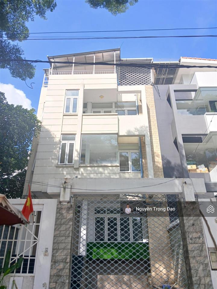 Nhà mặt phố trung tâm quận 2, cho thuê khu đkc, mặt tiền trương văn bang, 500m2/8*20m, hầm 4 lầu