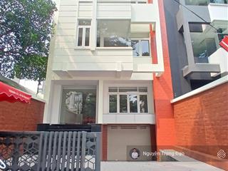 Nhà mặt phố trung tâm quận 2, cho thuê khu đkc, mặt tiền trương văn bang, 500m2/8*20m, hầm 4 lầu