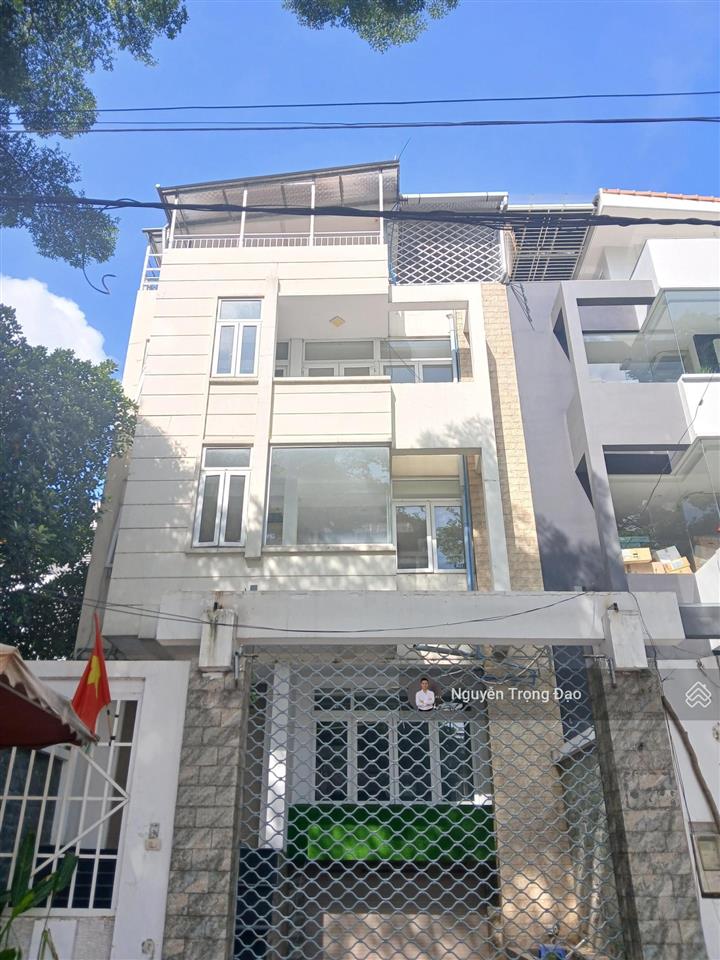 Nhà mặt phố trung tâm quận 2, cho thuê khu đkc, mặt tiền trương văn bang, 500m2/8*20m, hầm 4 lầu