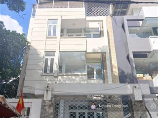 Nhà mặt phố trung tâm quận 2, cho thuê khu đkc, mặt tiền trương văn bang, 500m²/8*20m, hầm 4 lầu