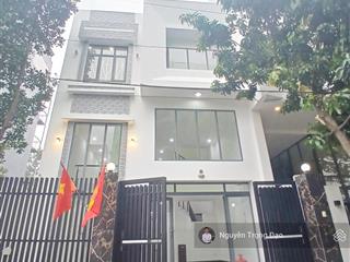 Cho thuê nhà nguyên căn khu thế kỷ 21  thạnh mỹ lợi  quận 2  500m2/8*20m/trệt 3 lầu
