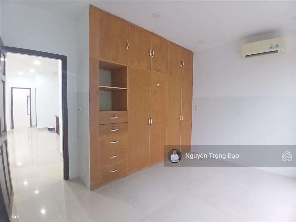 Cho thuê nhà nguyên căn khu thế kỷ 21  thạnh mỹ lợi  quận 2  500m2 sàn/8*20m/trệt 3 lầu